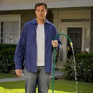 Foto Surviving Suburbia