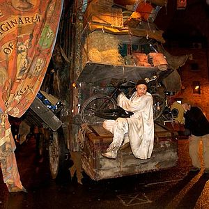 Foto O Mundo Imaginário do Dr. Parnassus