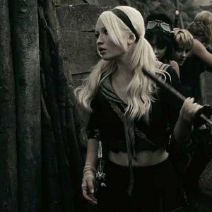 Foto Sucker Punch - Mundo Surreal