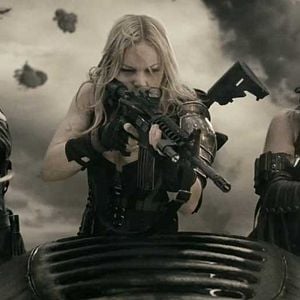 Foto Sucker Punch - Mundo Surreal