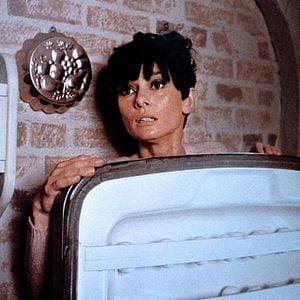 Foto Um Clarão nas Trevas