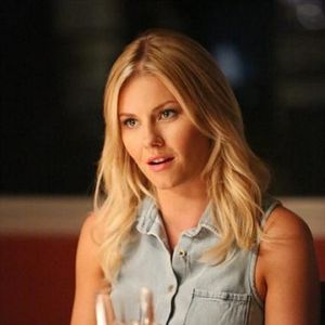 Foto Elisha Cuthbert