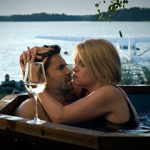 Foto O Ciúme Mora ao Lado