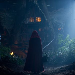 Foto A Garota da Capa Vermelha