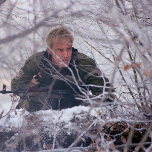 Foto Atrás das Linhas Inimigas