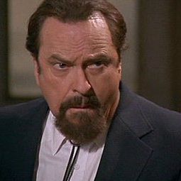 Foto Advogado por Engano