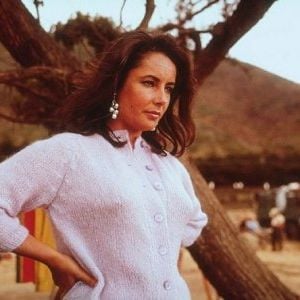 Foto Adeus às Ilusões