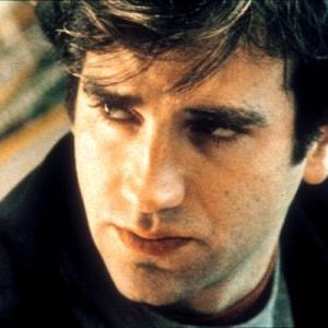 Foto O Abraço Partido