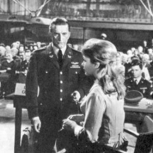 Foto Cidade Sem Compaixão