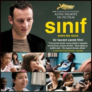 Foto Entre os Muros da Escola