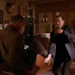 Foto Glimmer Man - O Homem das Sombras