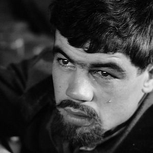 Foto Glória Feita de Sangue