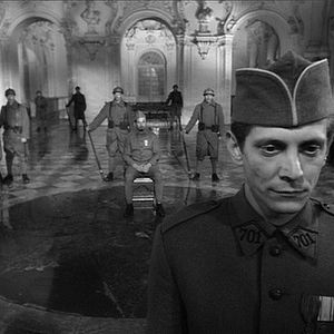 Foto Glória Feita de Sangue