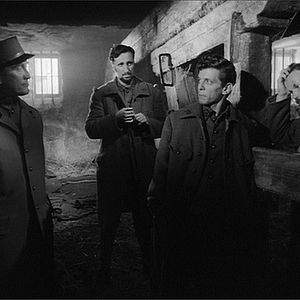 Foto Glória Feita de Sangue