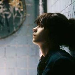 Foto Estranha Família