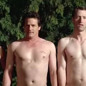 Foto Homens com Vassouras