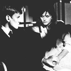 Foto A Moça com a Valise