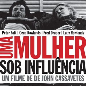 Foto Uma Mulher Sob Influência