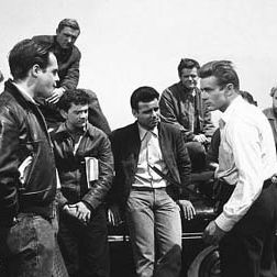 Foto Juventude Transviada