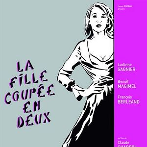 Foto Uma Garota Dividida em Dois