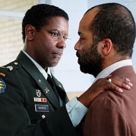 Foto Sob o Domínio do Mal