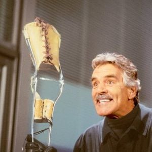 Foto Promessa é Dívida