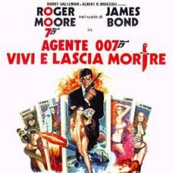 Foto Com 007 Viva e Deixe Morrer