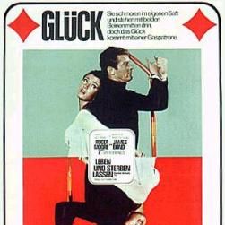 Foto Com 007 Viva e Deixe Morrer