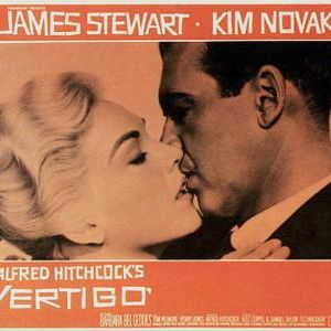 Foto Um Corpo que Cai