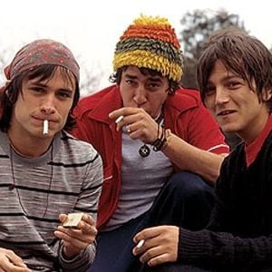 Foto E Sua Mãe Também