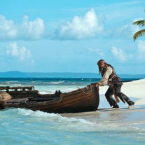 Foto Piratas do Caribe - Navegando em Águas Misteriosas