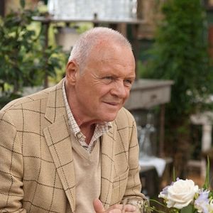 Foto Você vai Conhecer o Homem dos seus Sonhos