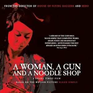 Foto Uma Mulher, uma Arma e uma Loja de Macarrão