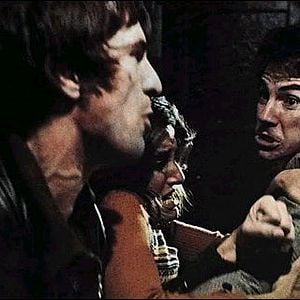 Foto Caminhos Perigosos