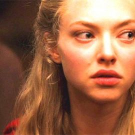 Foto A Garota da Capa Vermelha