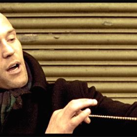 Foto Jogos, Trapaças e Dois Canos Fumegantes