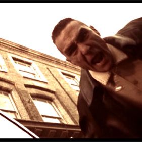 Foto Jogos, Trapaças e Dois Canos Fumegantes