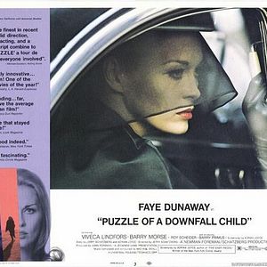 Foto Puzzle of a Downfall Child