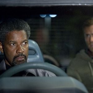 Foto Protegendo o Inimigo