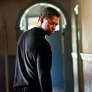 Foto Protegendo o Inimigo