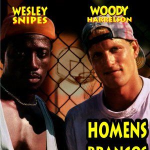 Foto Homens Brancos Não Sabem Enterrar