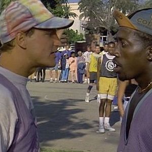 Foto Homens Brancos Não Sabem Enterrar