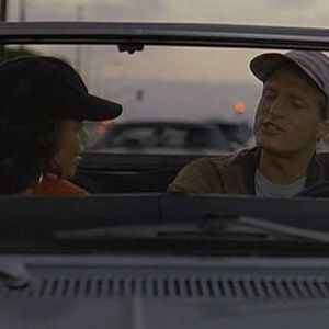 Foto Homens Brancos Não Sabem Enterrar