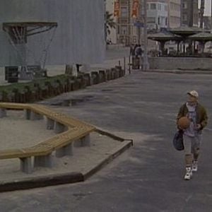 Foto Homens Brancos Não Sabem Enterrar