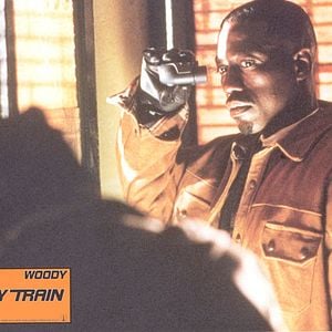 Foto Assalto Sobre Trilhos