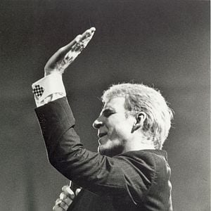 Foto Fé Demais Não Cheira Bem