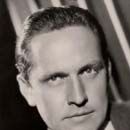 Foto Fredric March