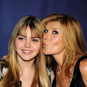 Foto Aimee Teegarden