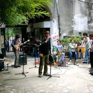 Foto Atravessando a Ponte - O Som de Istambul