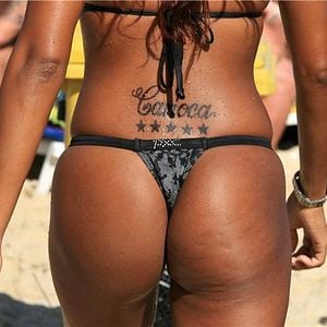 Foto Cinderelas, Lobos & um Príncipe Encantado